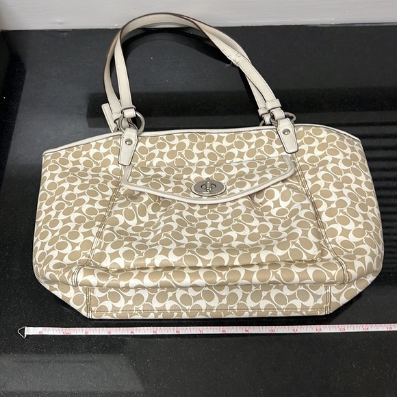 Coach Signature Leah Large Monogram Tote Bag - Picture 7 of 11
